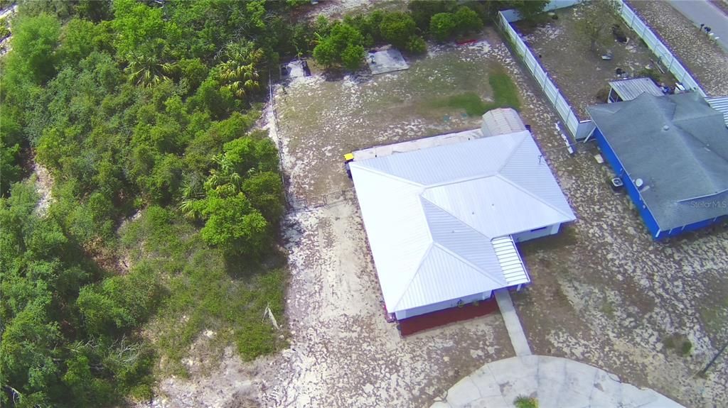 Exterior, Drone