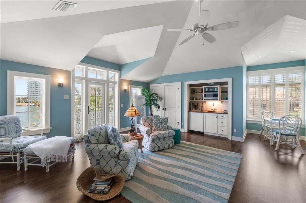 Dining room, Interior, Living room, Recessed Lighting, Wood Texture Flooring