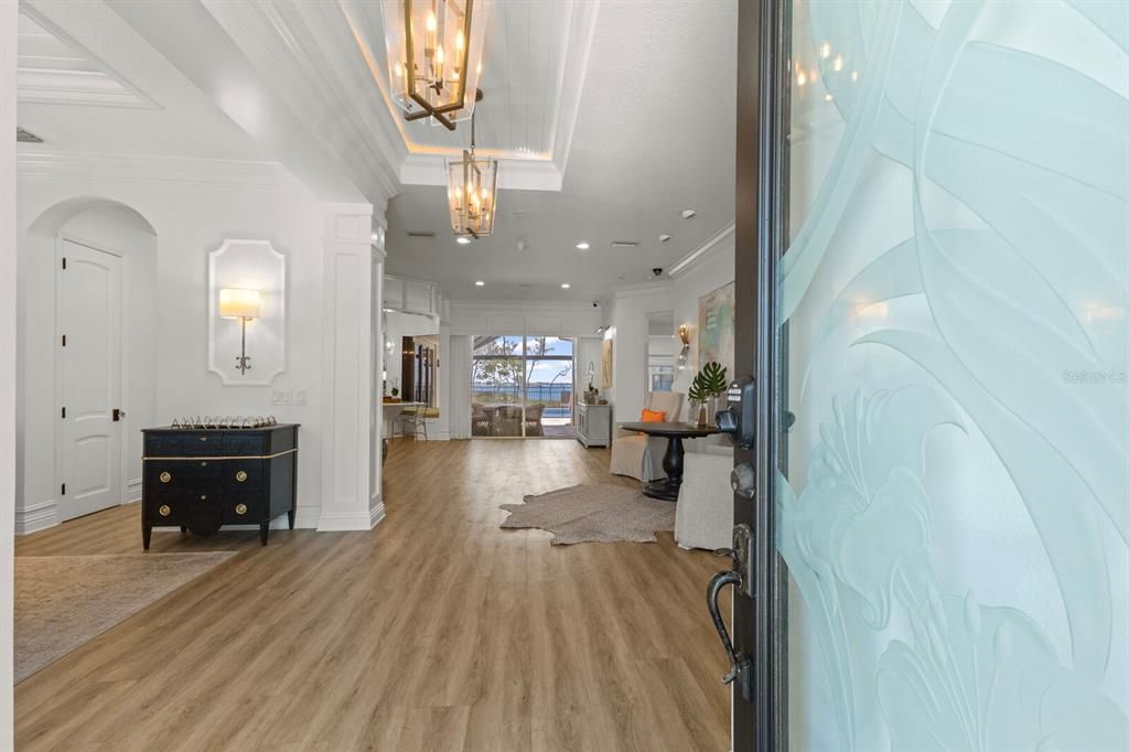 Interior, Pendant Lights, Recessed Lighting, Wood Texture Flooring