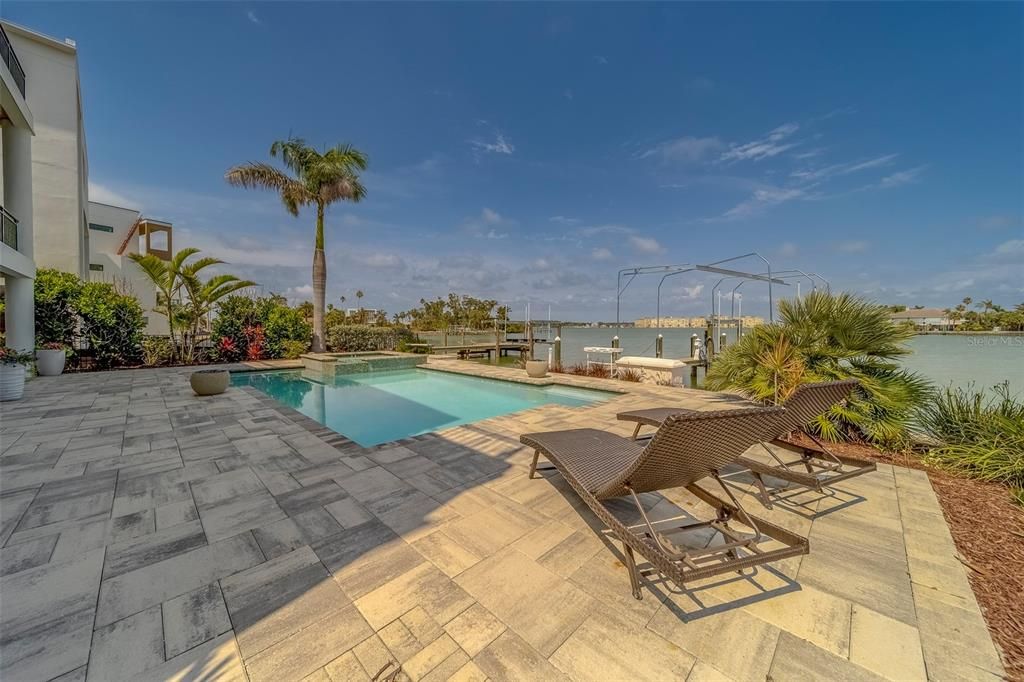 Exterior, Pool, Water