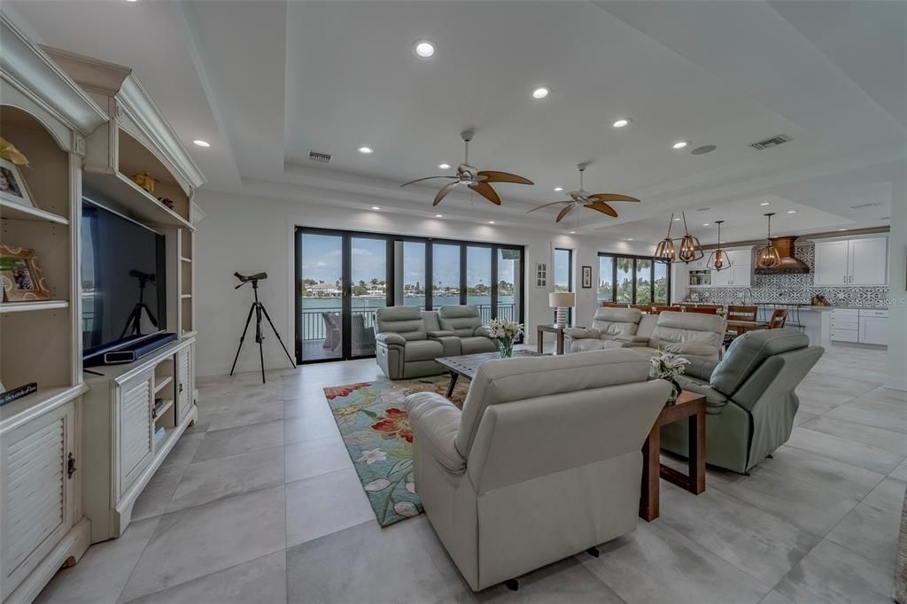 Interior, Kitchen, Living room, Pendant Lights, Recessed Lighting