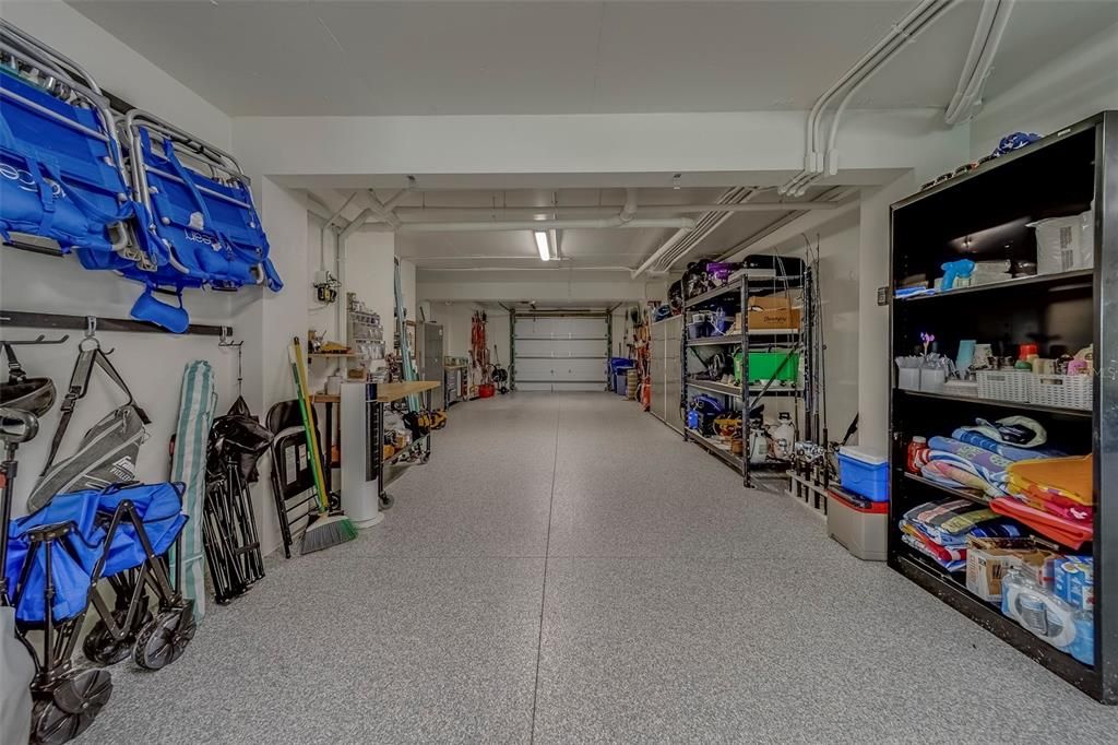 Garage, Interior