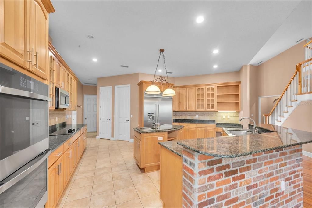 Interior, Kitchen, Pendant Lights, Recessed Lighting, Stainless Steel Appliances