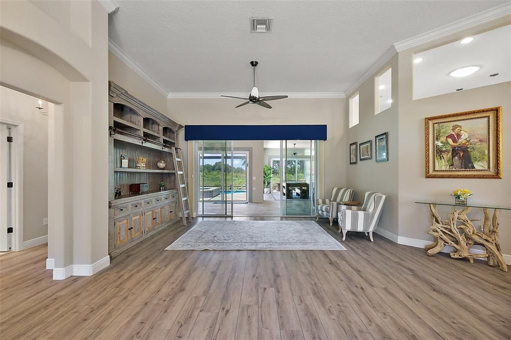 Interior, Recessed Lighting, Wood Texture Flooring