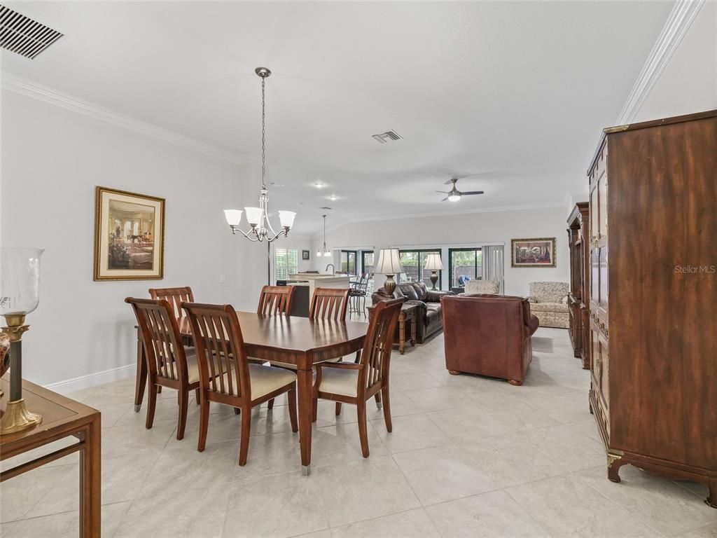 Chandelier, Dining room, Interior, Living room, Recessed Lighting