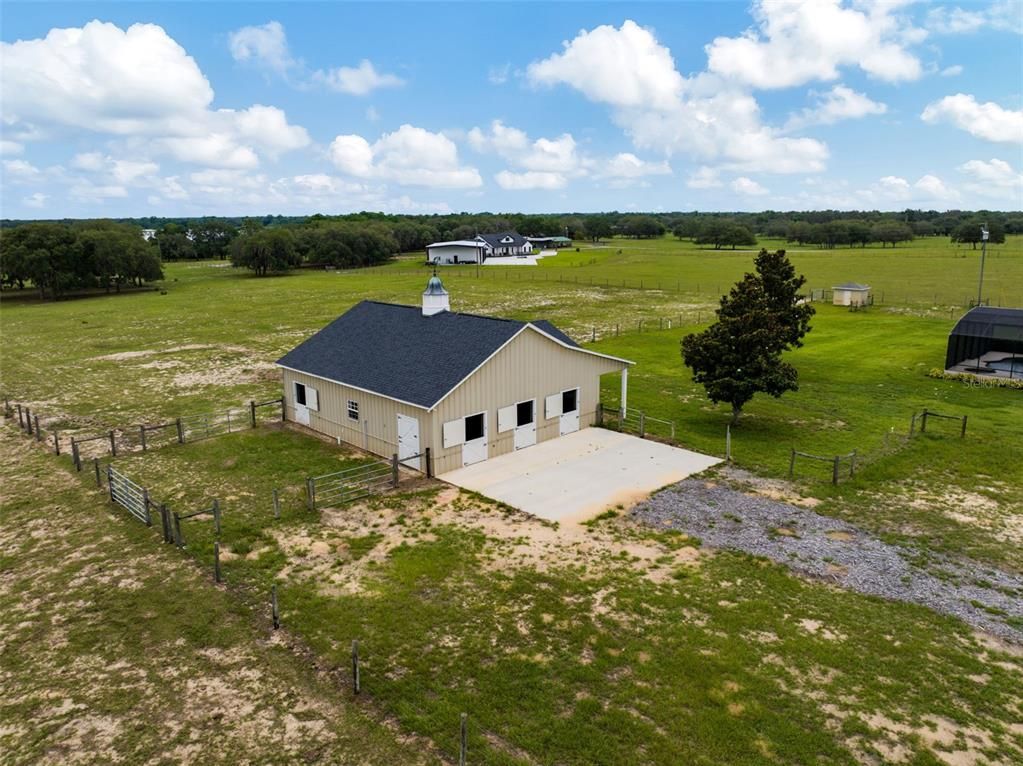 Exterior, Drone