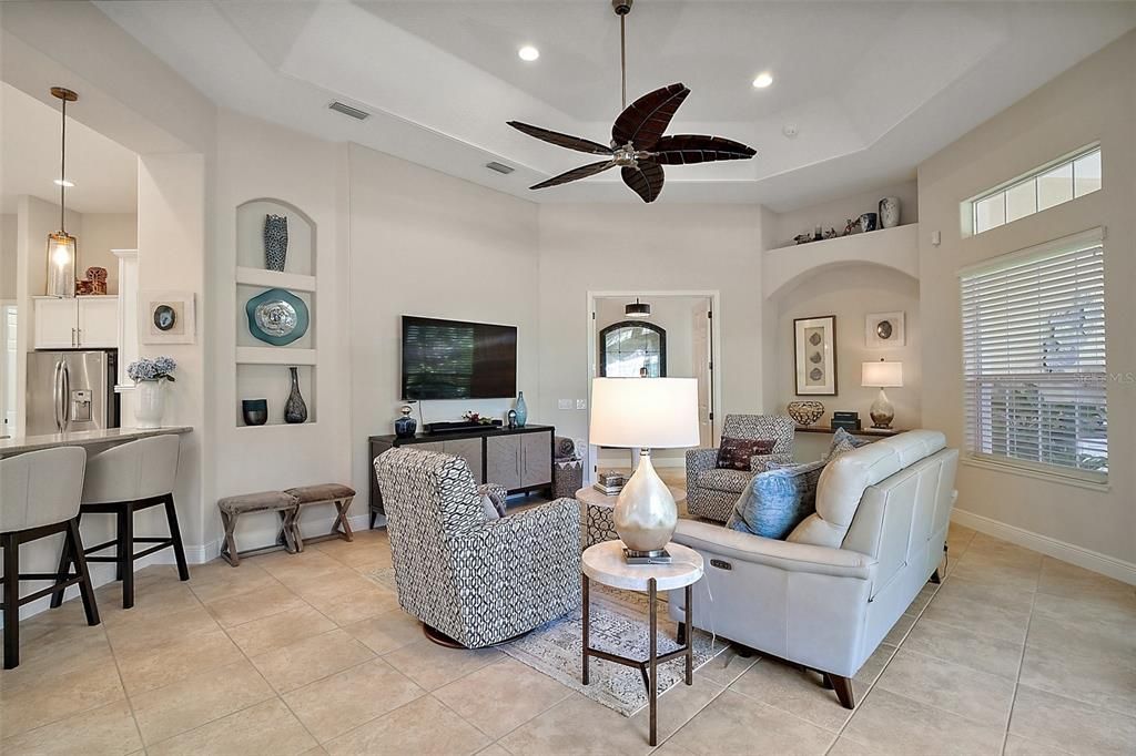 Interior, Living room, Pendant Lights, Recessed Lighting, Stainless Steel Appliances