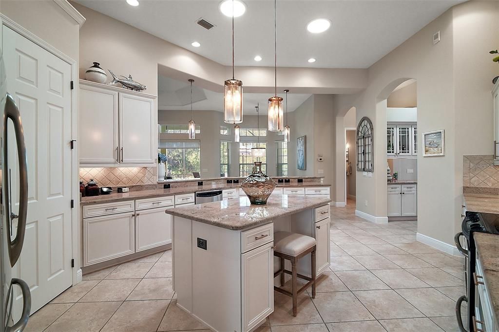 Interior, Kitchen, Pendant Lights, Recessed Lighting