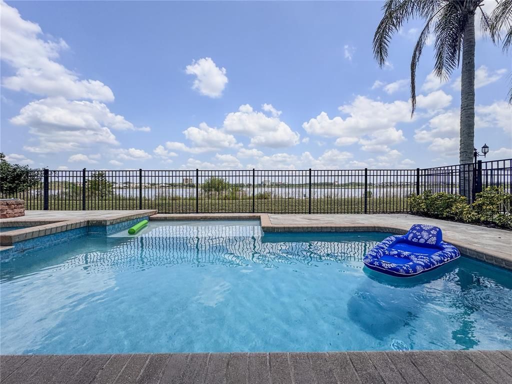 Exterior, Pool