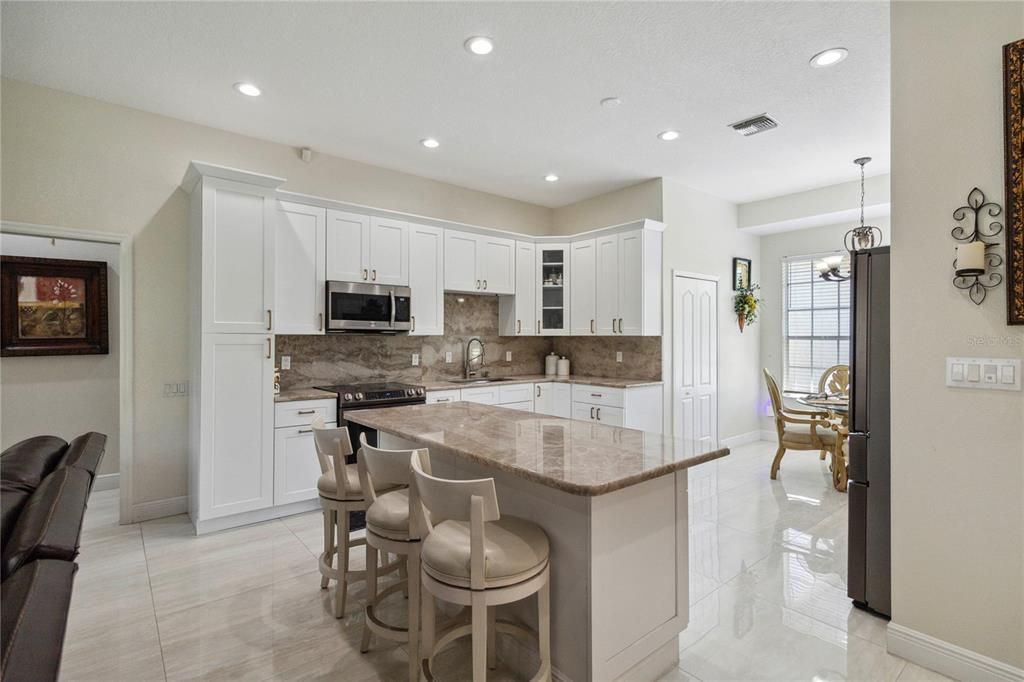 Dining room, Interior, Kitchen, Pendant Lights, Recessed Lighting