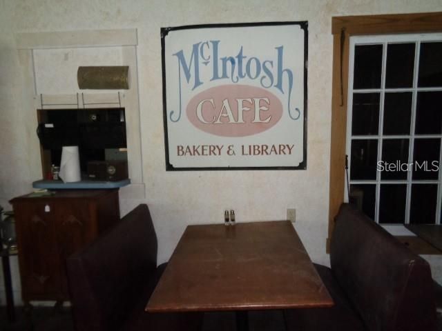 Dining room, Interior