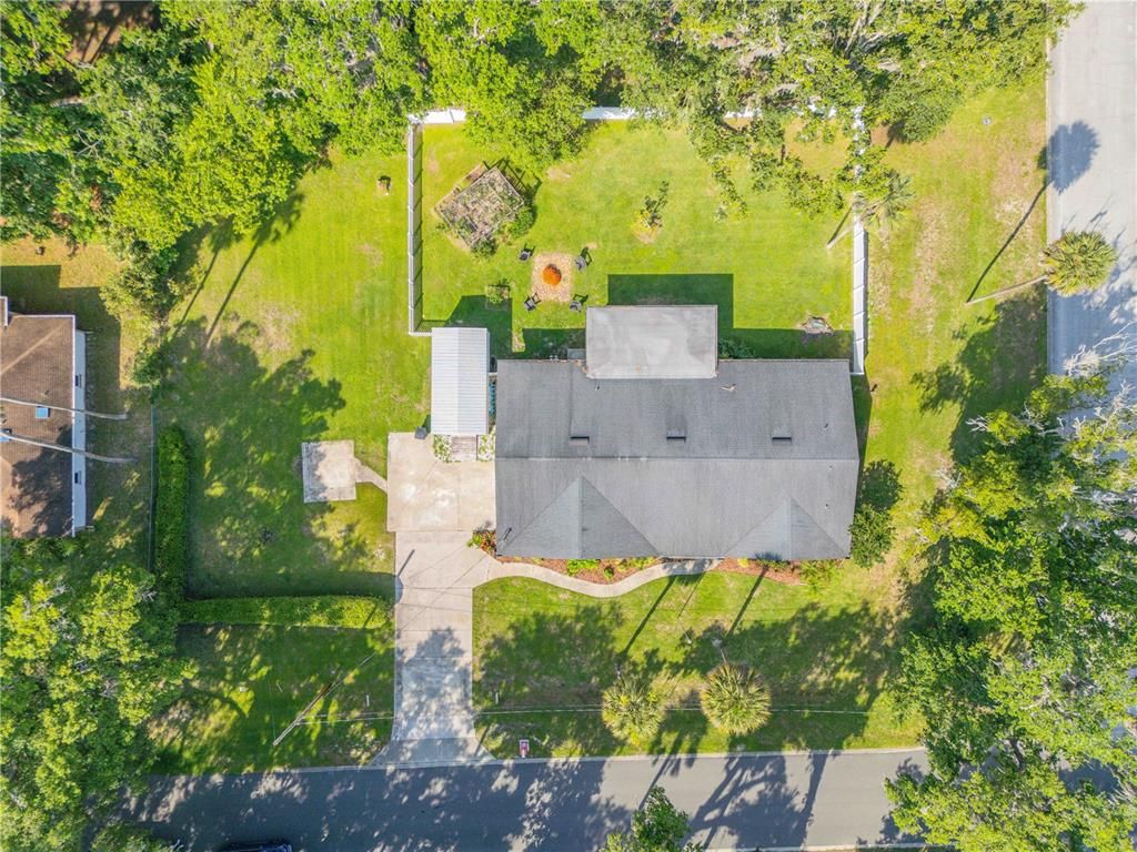 Exterior, Drone