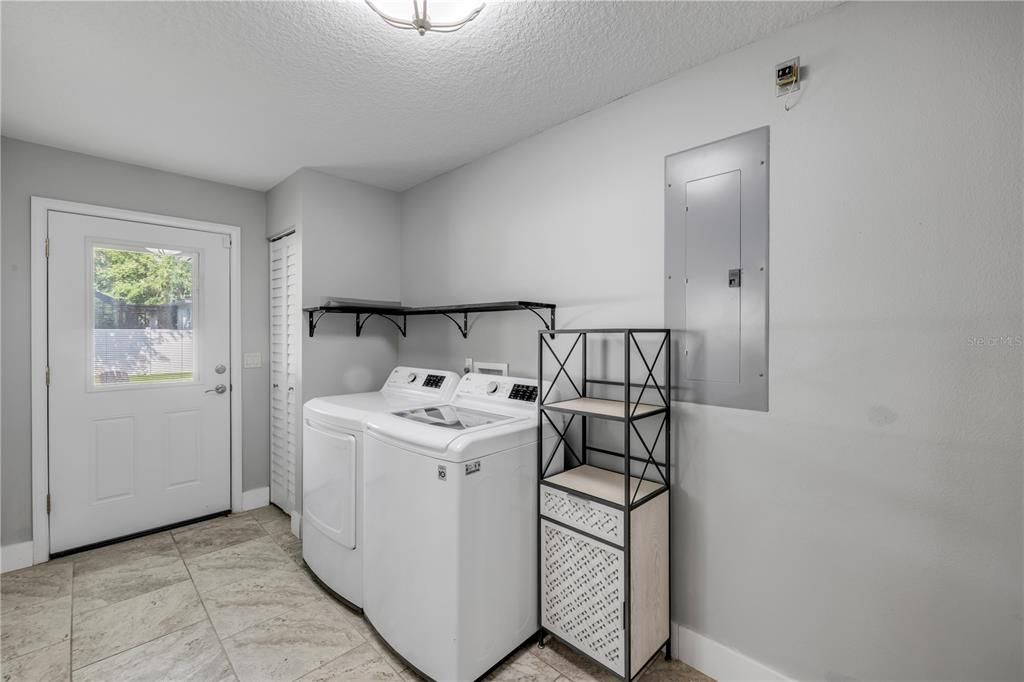 Interior, Washer