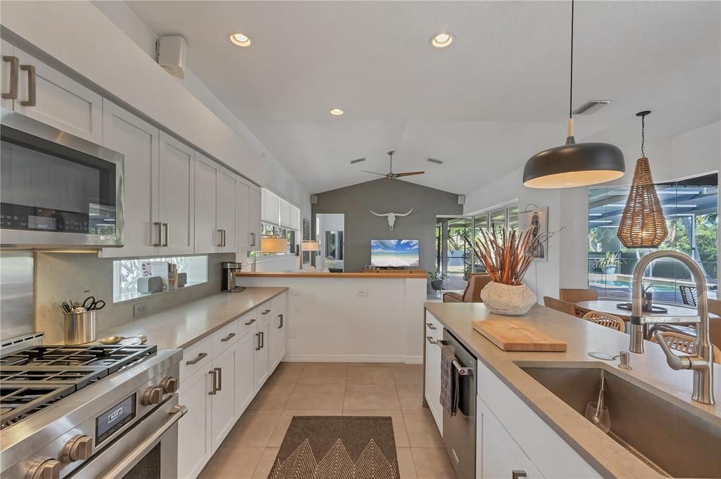 Interior, Kitchen, Pendant Lights, Recessed Lighting, Stainless Steel Appliances