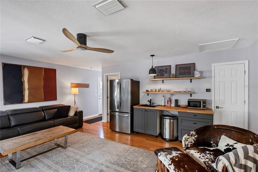 Interior, Kitchen, Living room, Pendant Lights, Stainless Steel Appliances, Wood Texture Flooring
