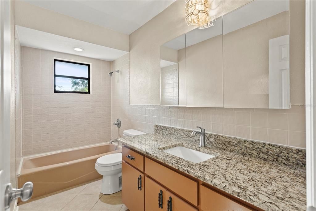 Bathroom, Interior, Recessed Lighting
