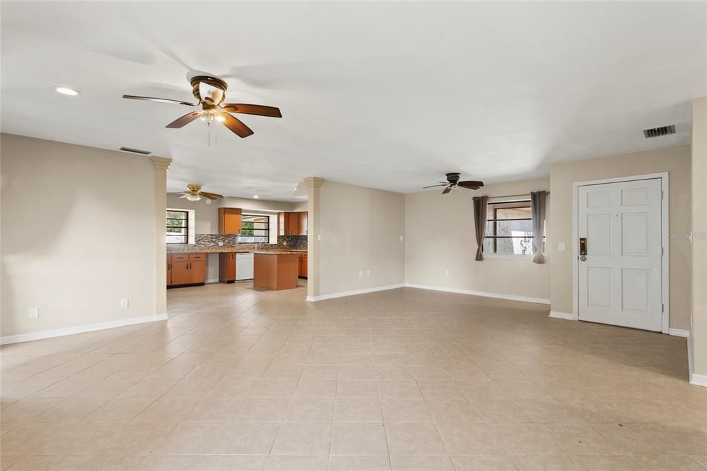 Empty room, Interior, Kitchen, Recessed Lighting