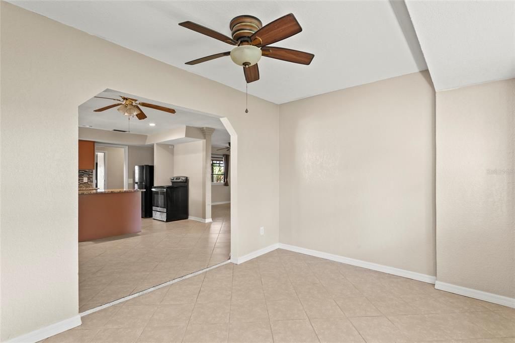 Empty room, Interior, Kitchen, Recessed Lighting