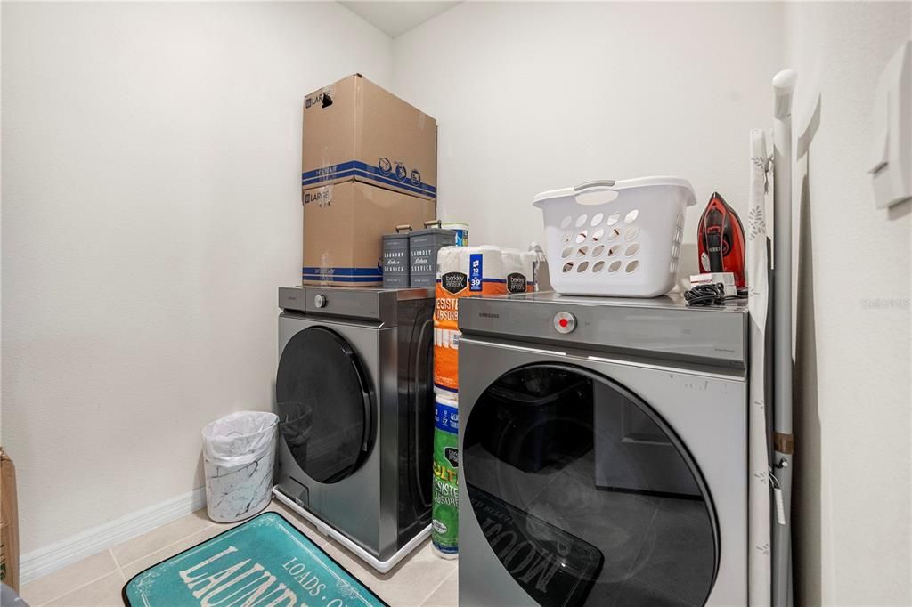 Interior, Washer