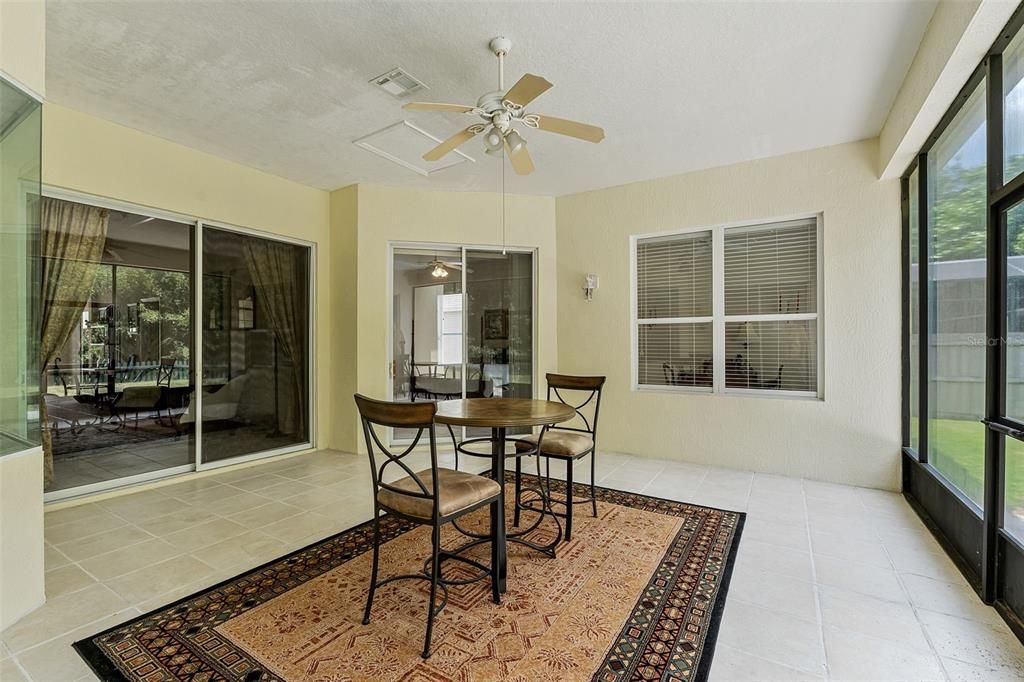 Dining room, Interior