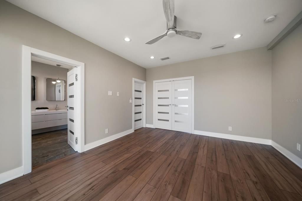Bathroom, Empty room, Interior, Recessed Lighting, Wood Texture Flooring