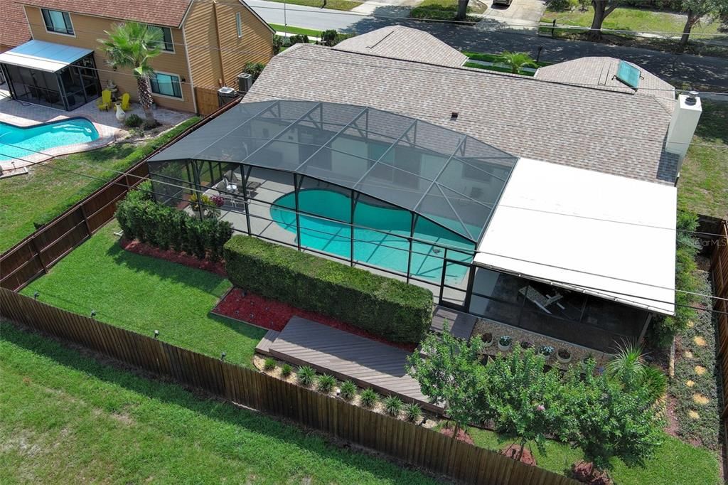 Exterior, Drone