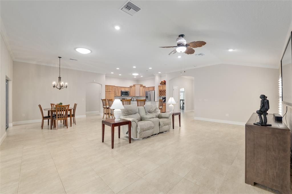 Chandelier, Dining room, Interior, Kitchen, Living room, Recessed Lighting