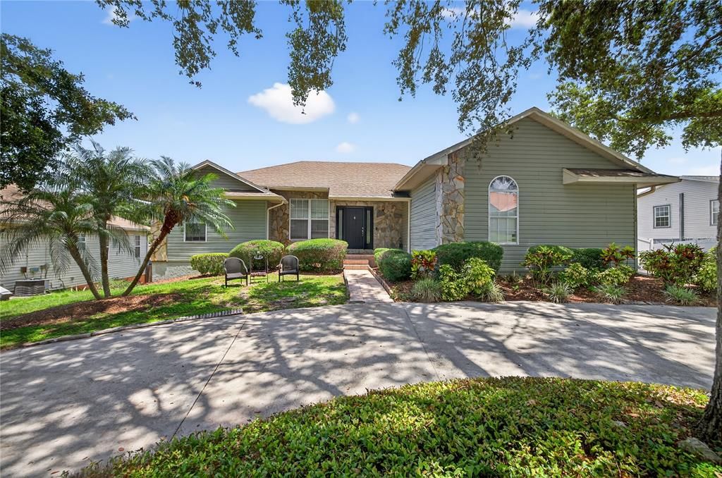 Backyard, Exterior, Facade, Ranch