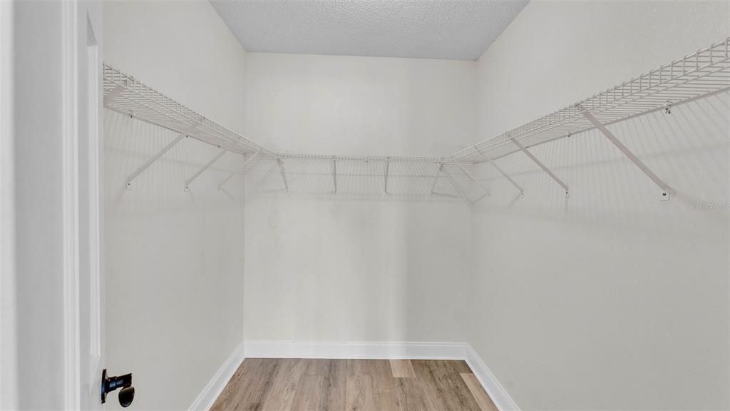 Interior, Walk-in Closets, Wood Texture Flooring