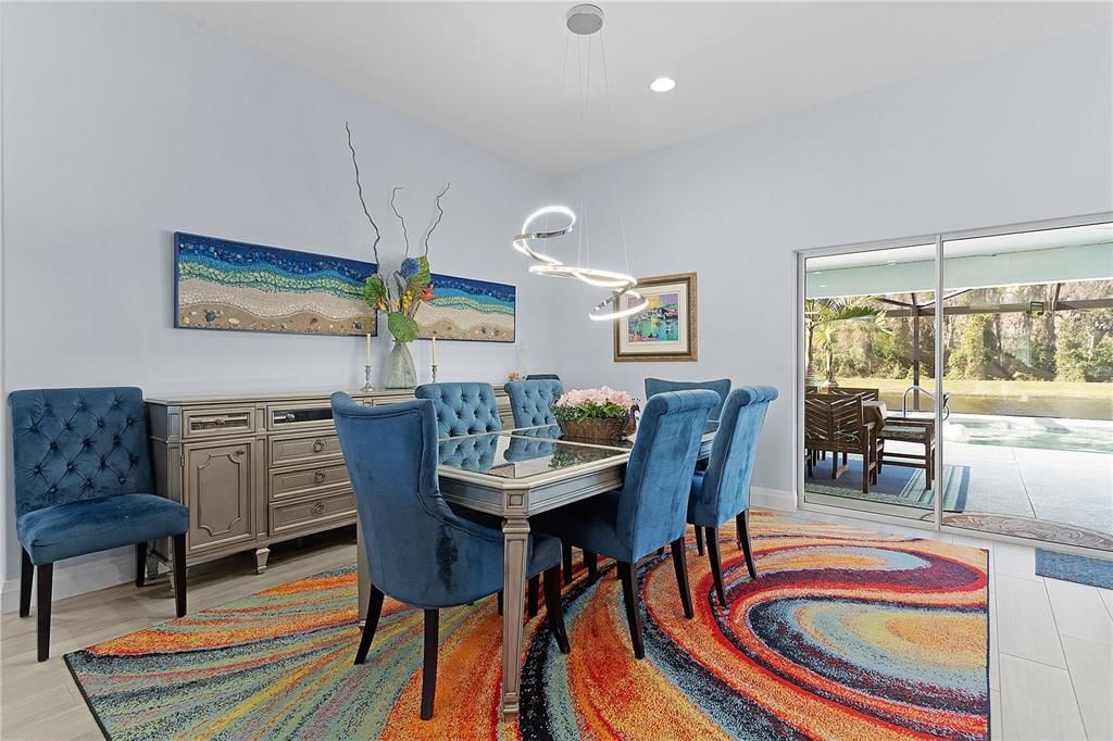 Dining room, Interior, Pendant Lights, Recessed Lighting