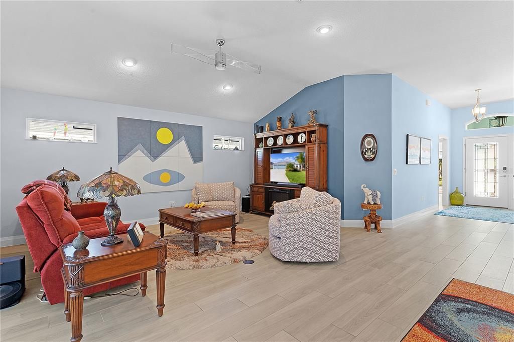 Interior, Living room, Recessed Lighting, Wood Texture Flooring