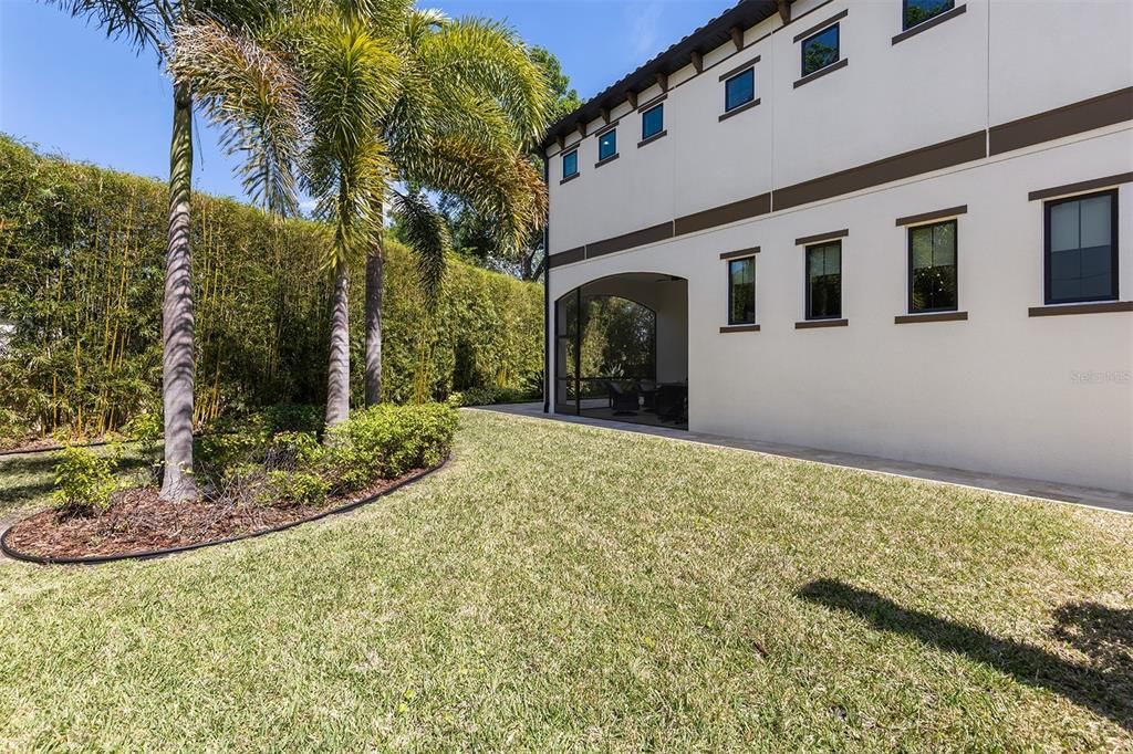 Backyard, Exterior