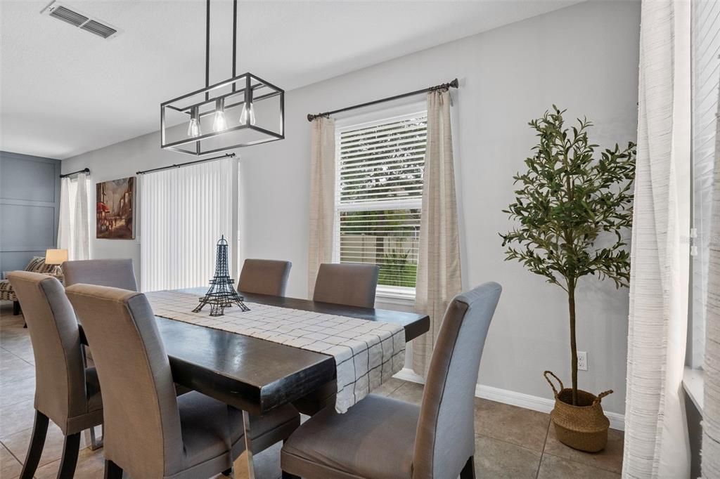 Dining room, Interior, Pendant Lights