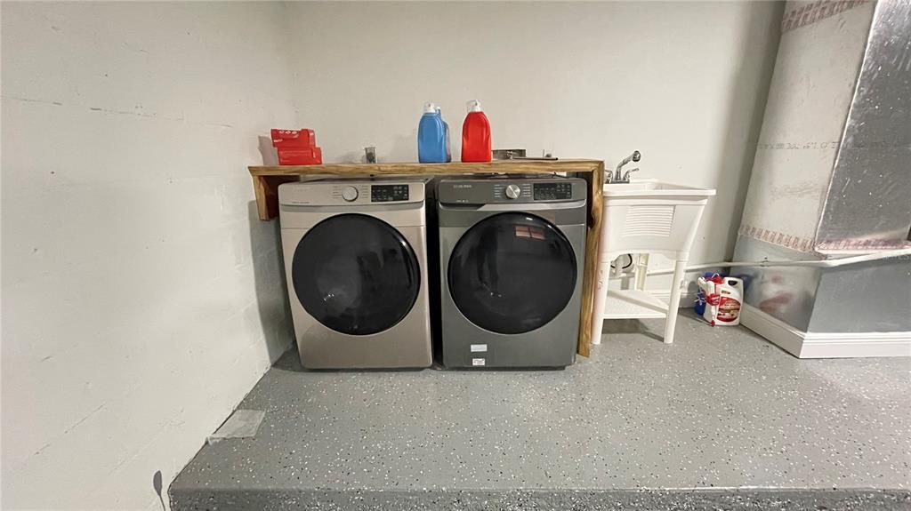 Interior, Washer