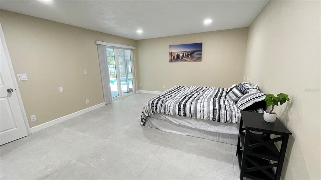 Bedroom, Interior, Recessed Lighting