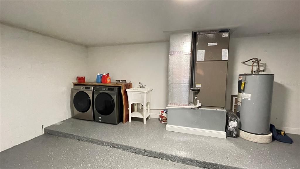 Interior, Washer