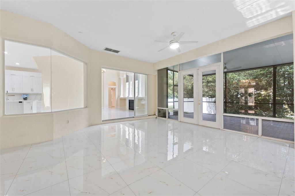 Empty room, Interior, Marble, Recessed Lighting