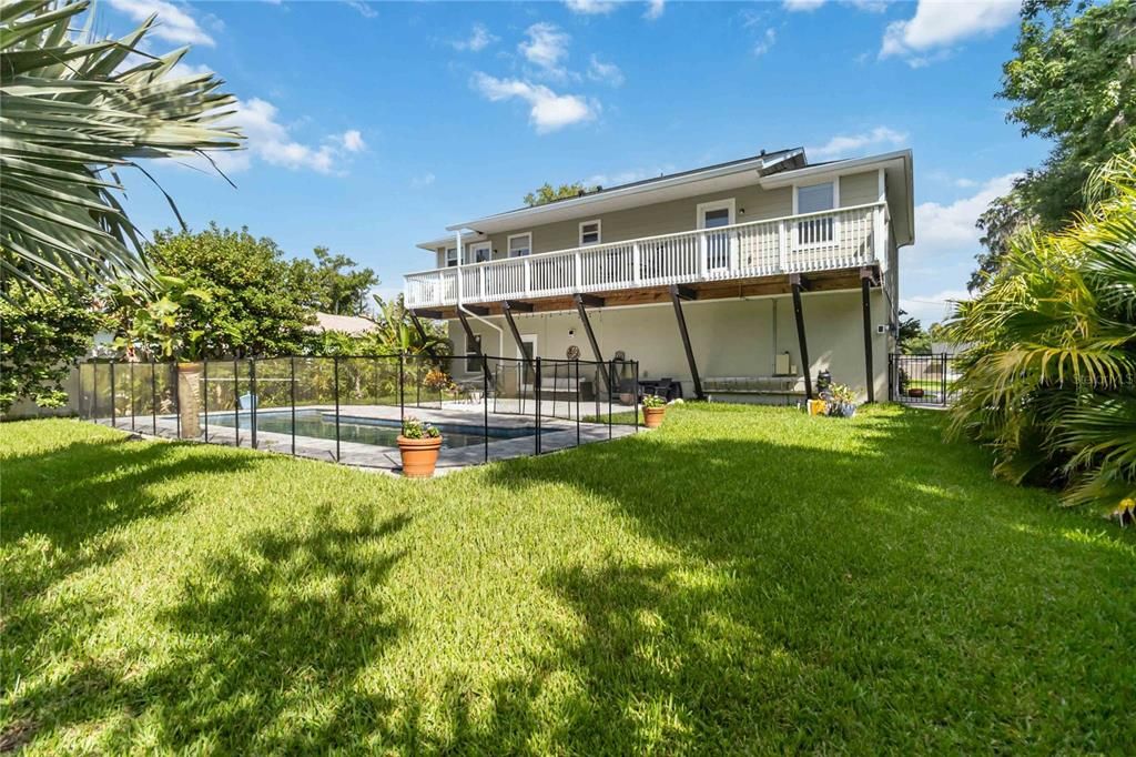 Backyard, Exterior
