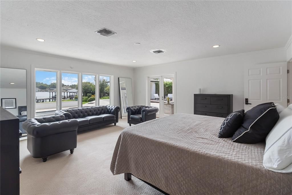 Bedroom, Interior, Recessed Lighting, Water