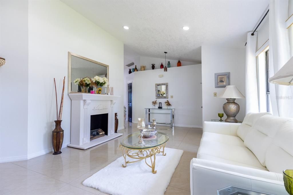Fireplace, Interior, Living room, Recessed Lighting