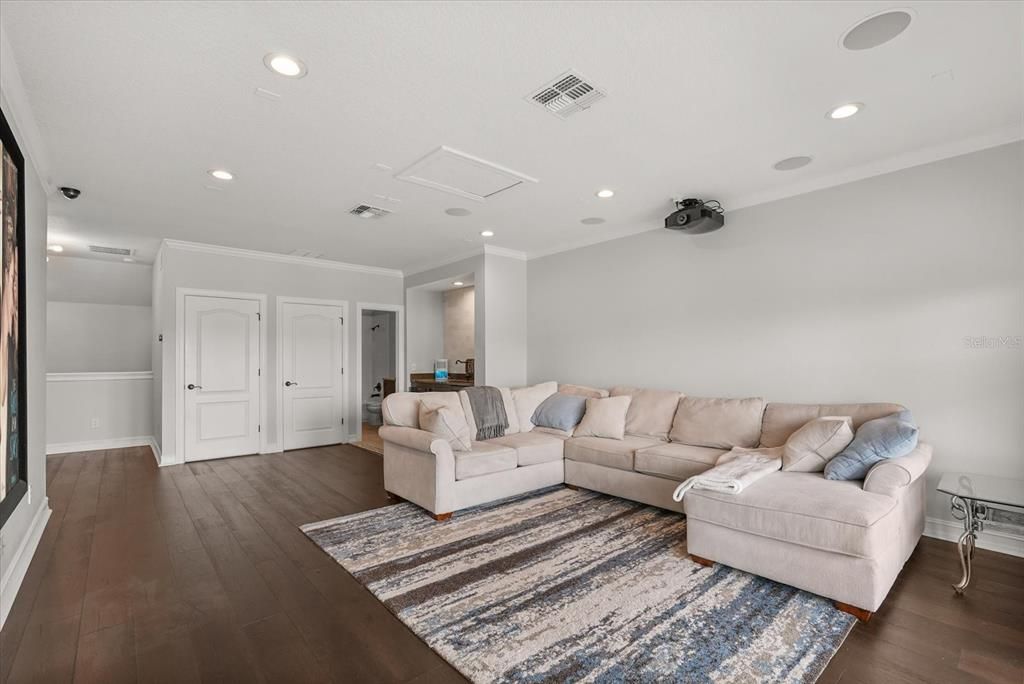Interior, Living room, Recessed Lighting, Wood Texture Flooring
