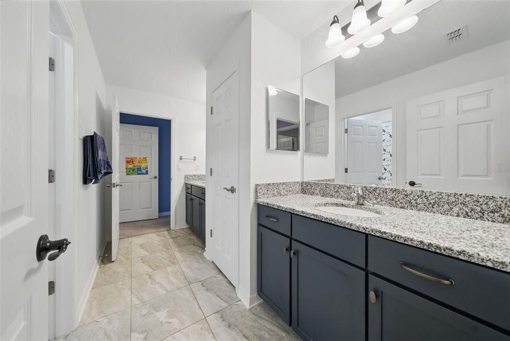 Bathroom, Dual Sink Vanities, Interior