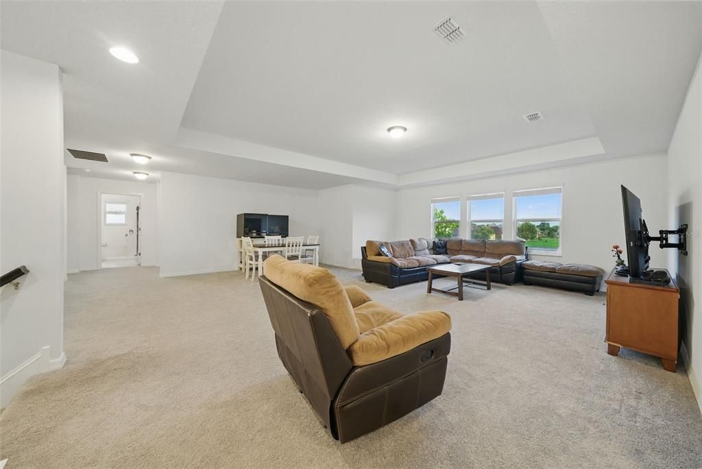 Fitness Equipment, Interior, Living room, Recessed Lighting
