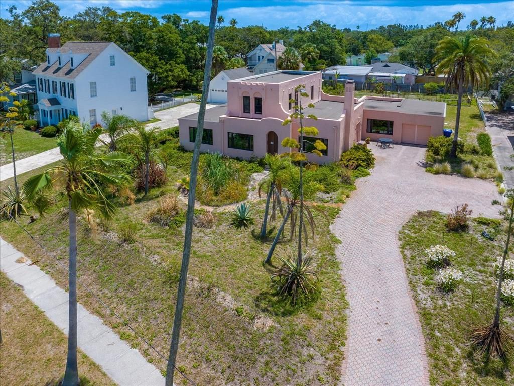 Exterior, Drone