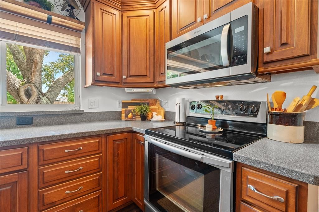 Interior, Kitchen, Stainless Steel Appliances
