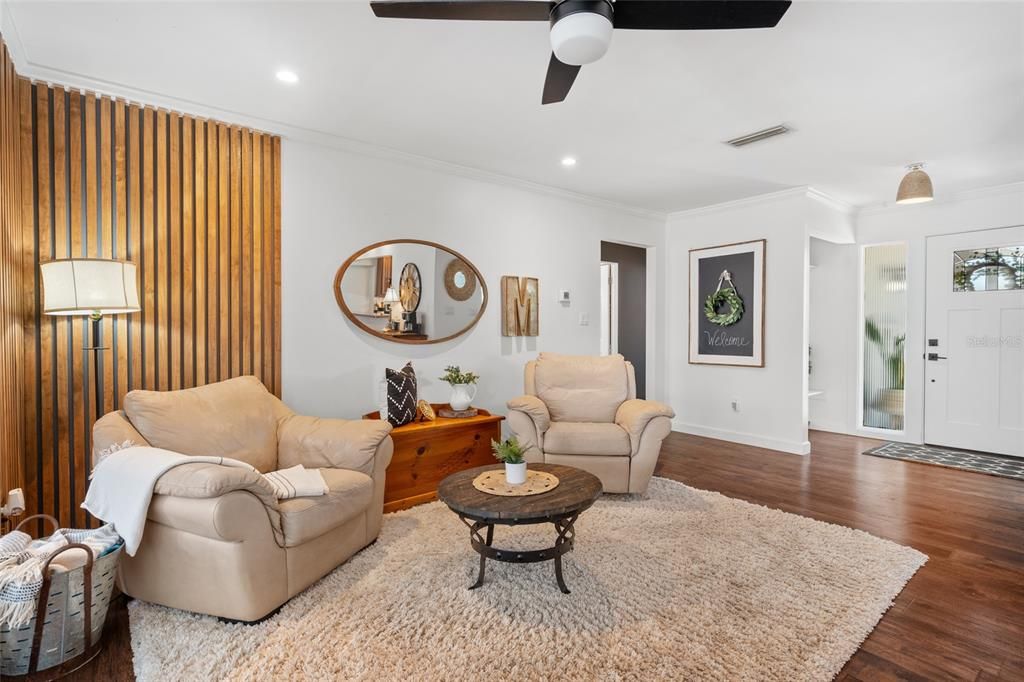Interior, Living room, Recessed Lighting, Wood Texture Flooring
