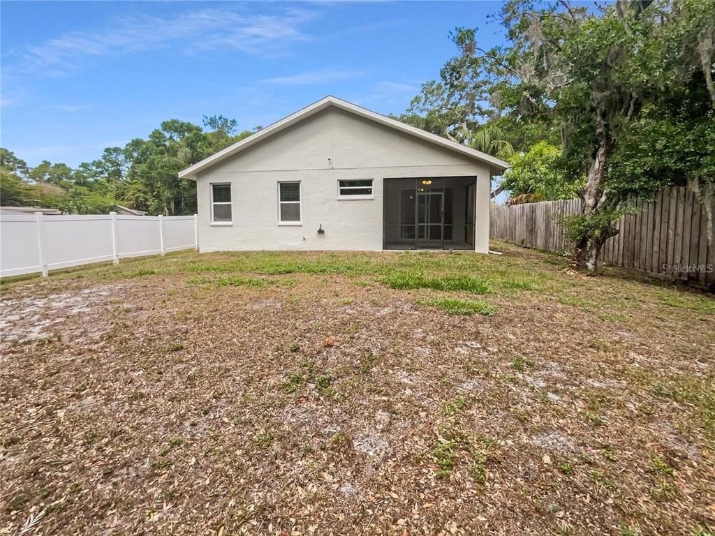 Backyard, Exterior