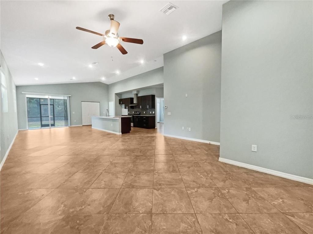 Empty room, Interior, Kitchen, Recessed Lighting
