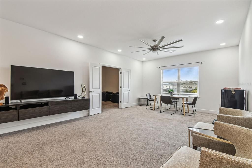 Dining room, Interior, Living room, Recessed Lighting