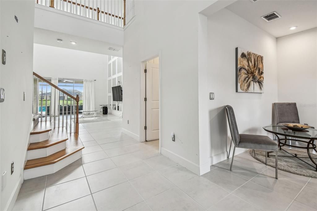 Dining room, Interior, Recessed Lighting